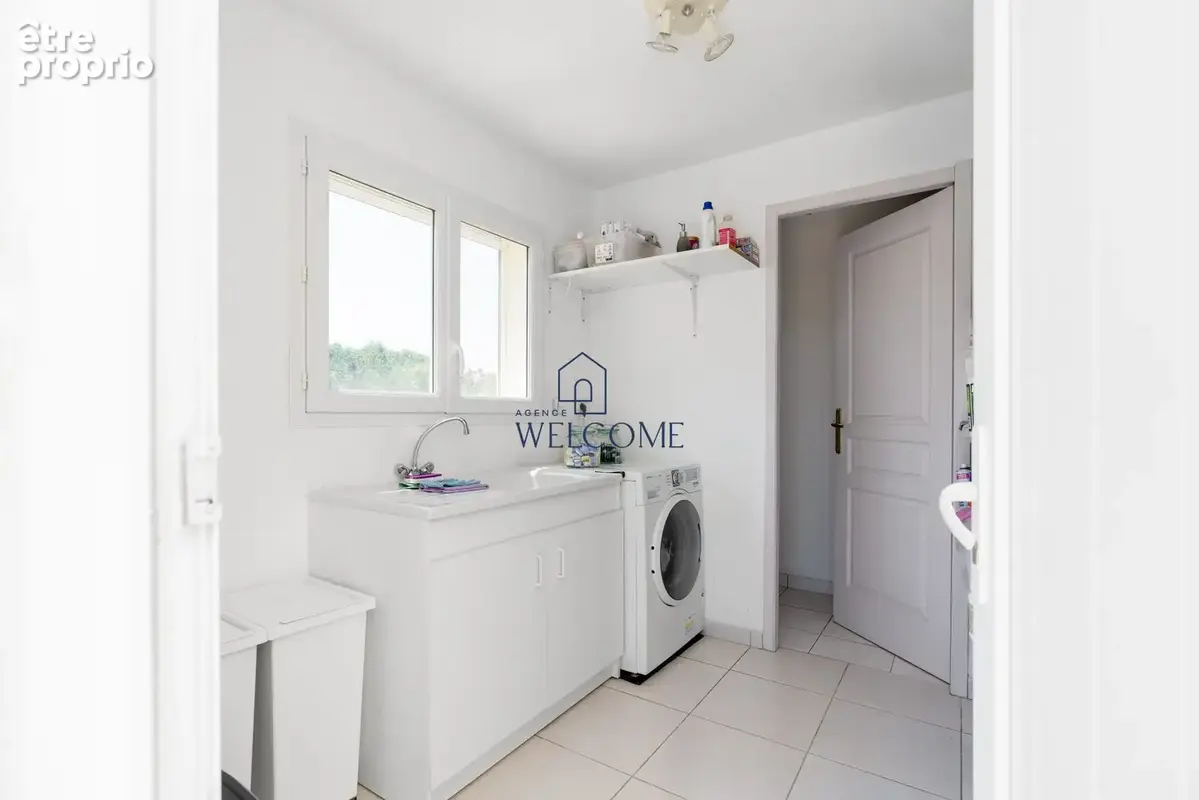Maison 9 pièces 184 m² à vendre à Balaruc-Le-Vieux (34540) - photo 9