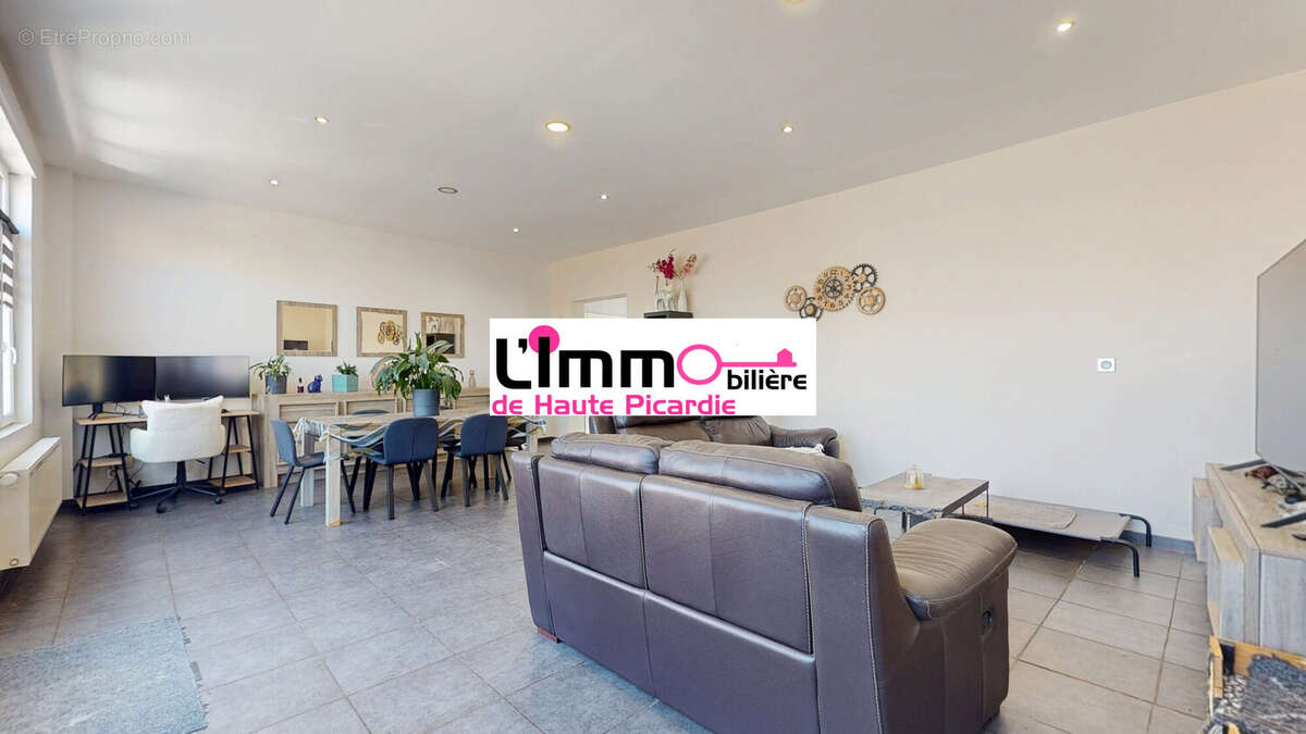 Maison 305 m² à Chaulnes  - photo 4
