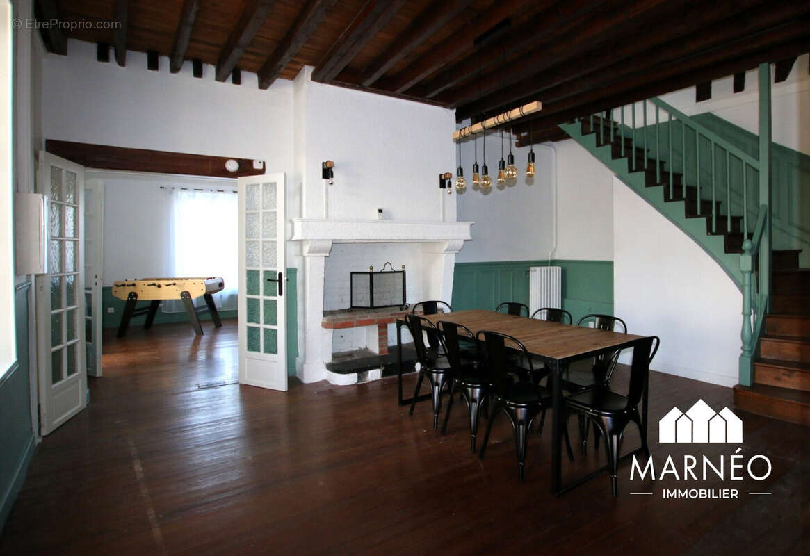 Salle à manger - Maison à CHALONS-EN-CHAMPAGNE