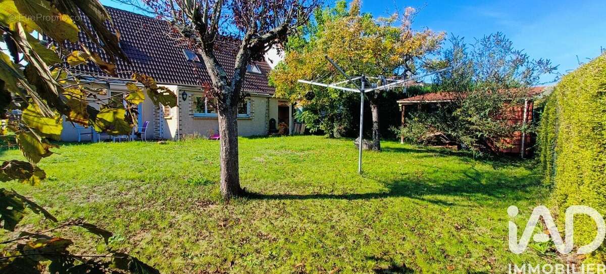 Photo 2 - Maison à OLLAINVILLE