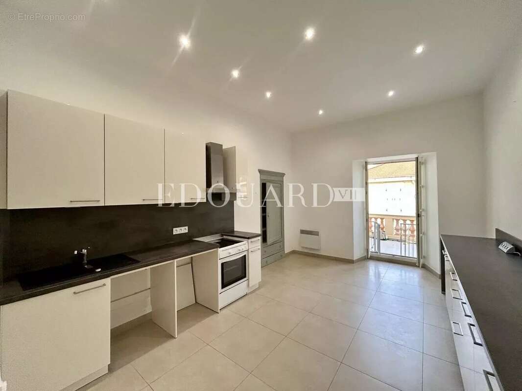 Appartement à MENTON