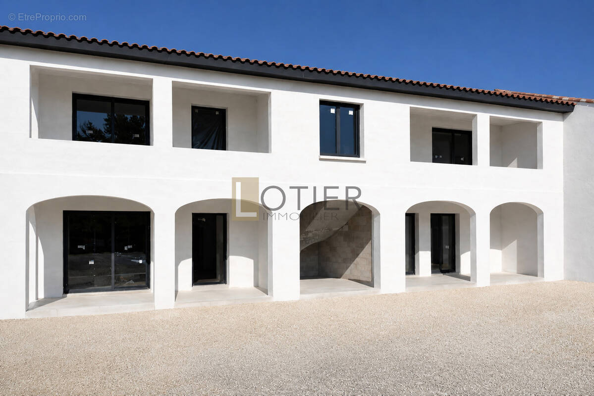 Appartement à AUBAIS