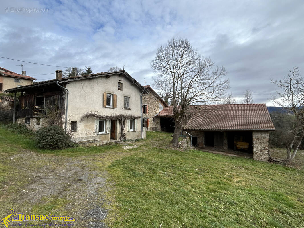 Maison à SAUVIAT