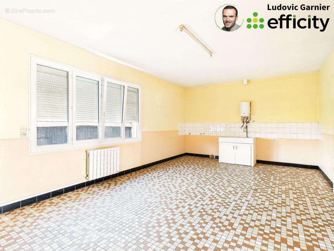 Maison à SAINT-HILAIRE-DU-HARCOUET