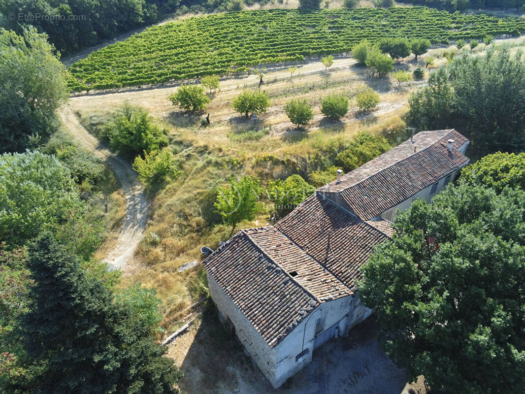 Maison à BONNIEUX
