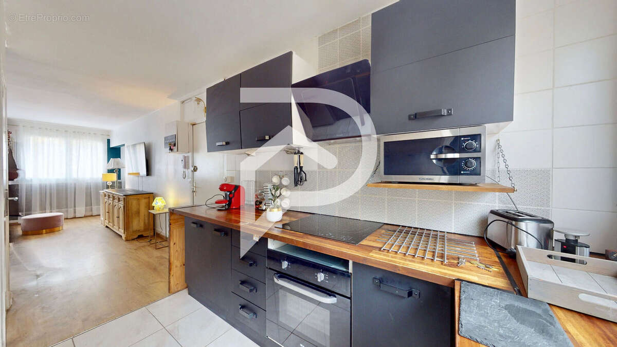 Appartement à VERNEUIL-SUR-SEINE