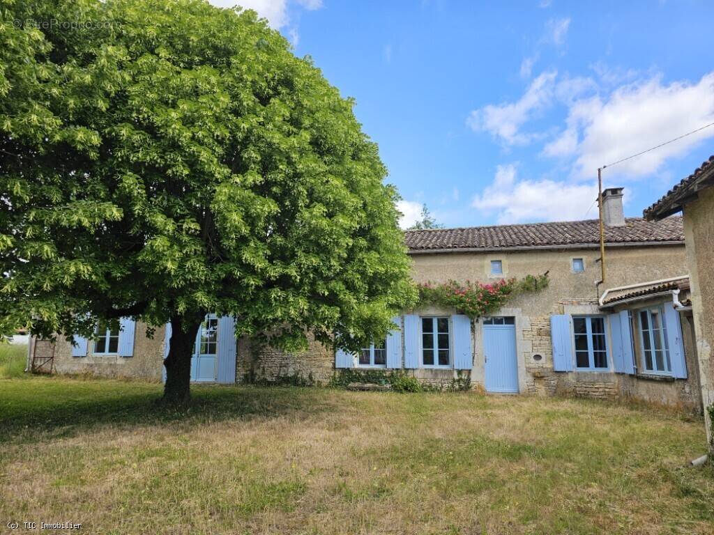 Maison à CHAUNAY