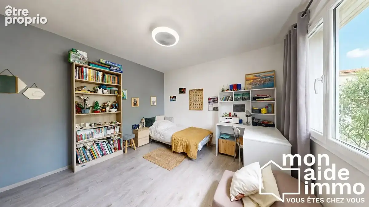 Maison 5 pièces 140 m² à vendre à Fargues-Saint-Hilaire (33370) - photo 7