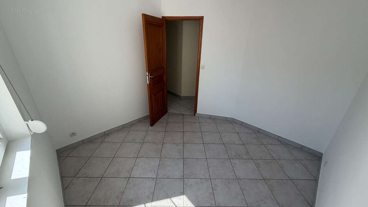 Appartement à MEZIERES-SUR-SEINE