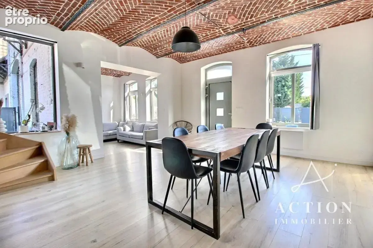coup de coeur ancien corps de ferme de 110 m² habitables - 3 chambres - 2 SDB - Jardin et terrasse -  Grand garage - 5 stationne - photo 5