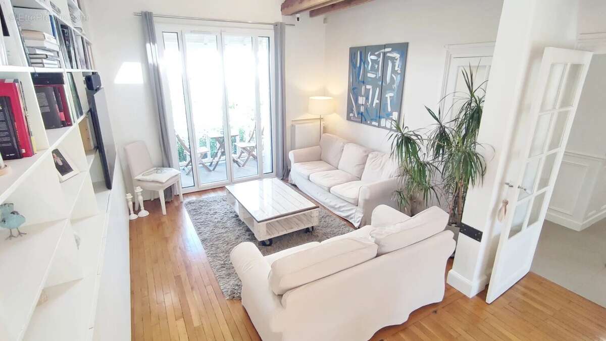 Maison à LE PERREUX-SUR-MARNE