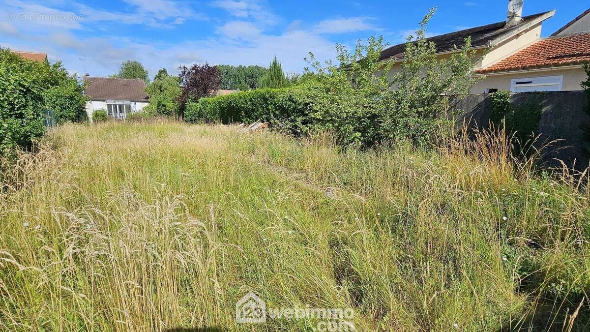 Un jardin clos de 394 m² sans vis à vis!