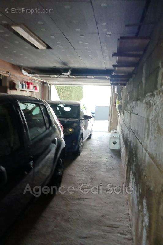 Maison à NISSAN-LEZ-ENSERUNE