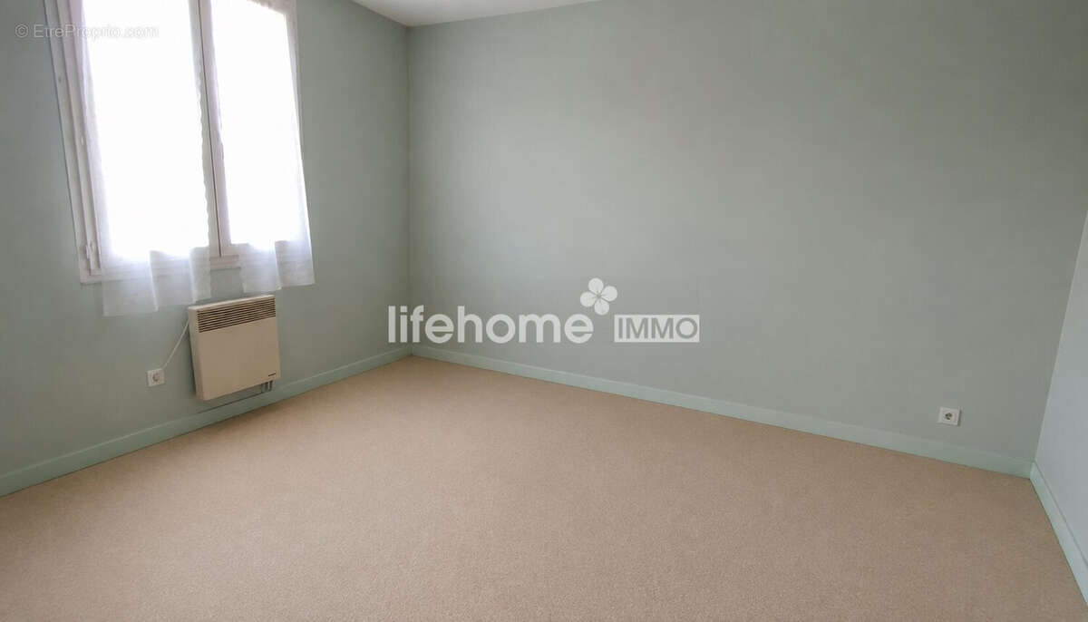 Maison 70 m² à Saint-Pourcain-Sur-Sioule  - photo 6