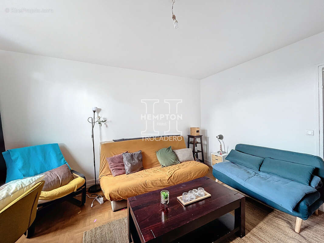 Appartement à PARIS-20E