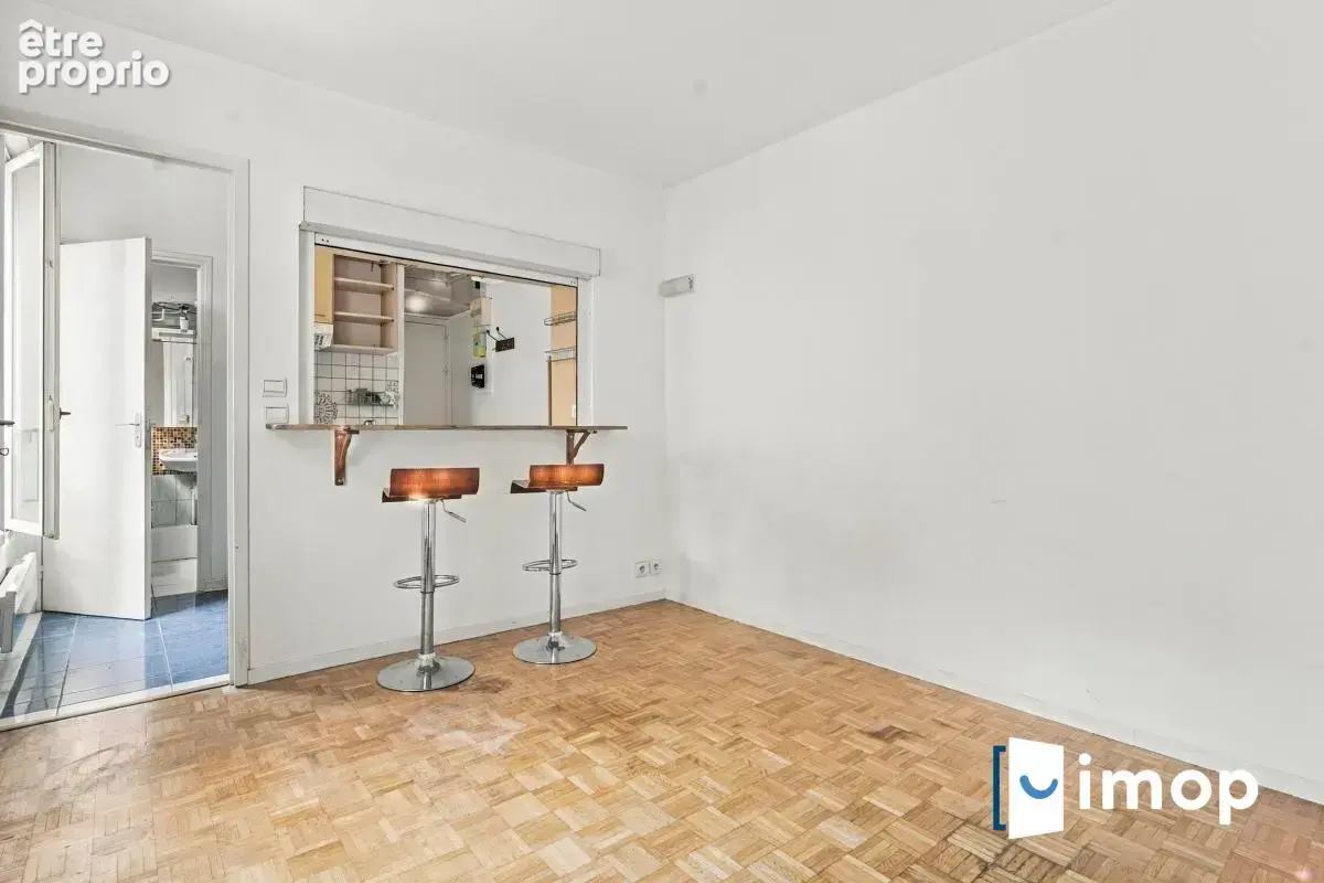 Charmant 2 pièces lumineux de 24 m² à 5 min du métro, parfait projet rénovation Paris 18 - photo 3