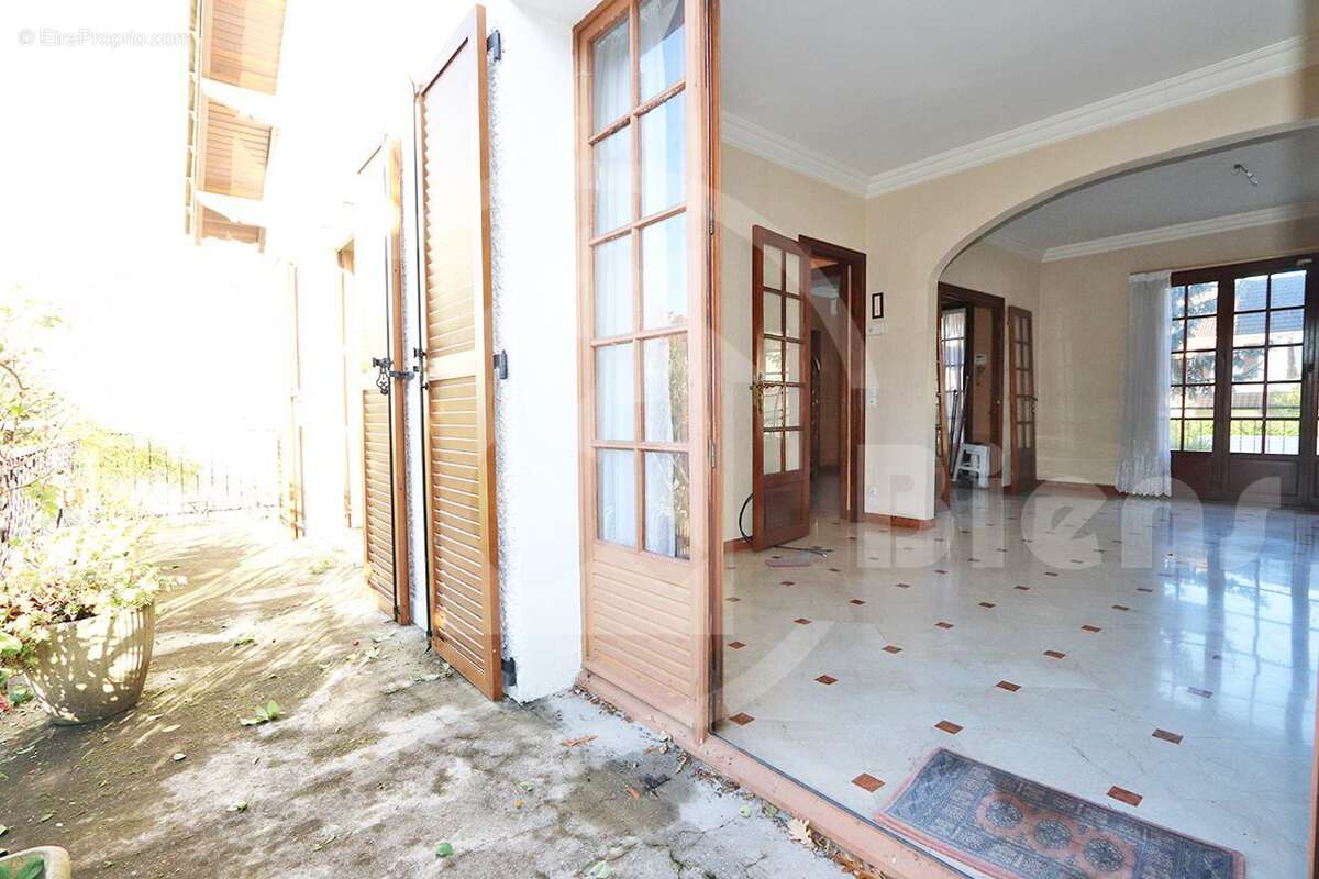 Maison à VELIZY-VILLACOUBLAY