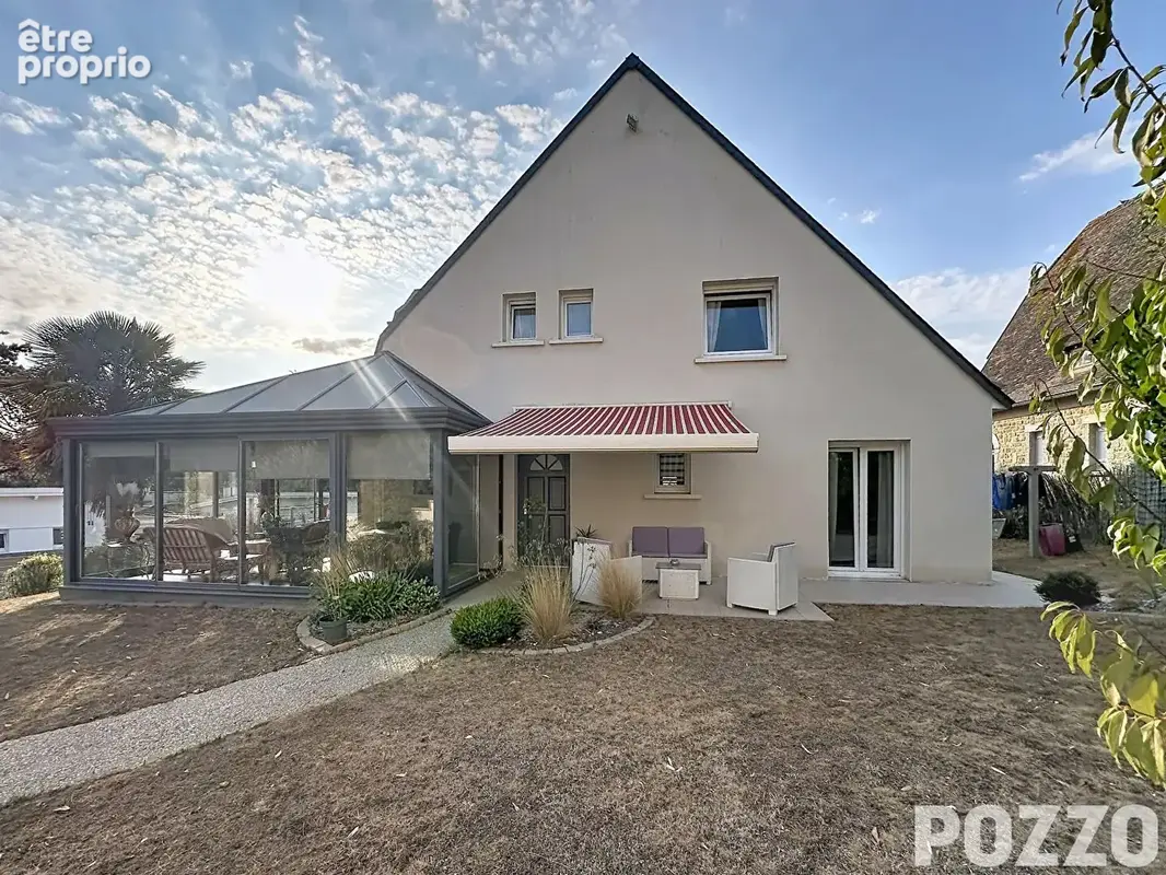 Maison Jullouville 7 pièce(s) 180 m2 - 300 me de la plage et 200 m des commerces - photo 5