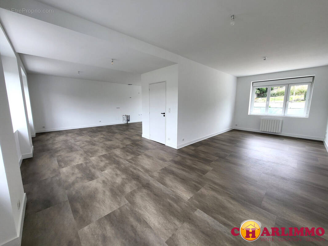 Appartement à SAINT-JUNIEN