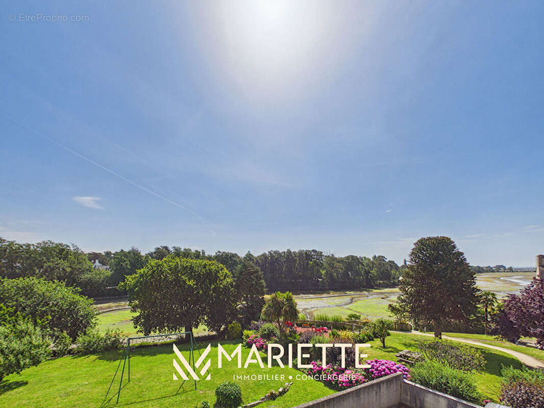 "LE TANDEM", Plein coeur de La Forêt-Fouesnant, ensemble immobilier de deux appartements - photo 12