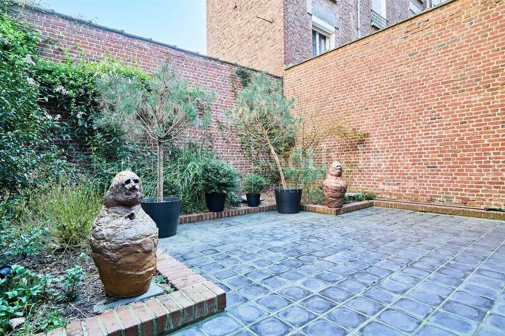 Lille , Musée des beaux Arts , Rare hôtel particulier entièrement rénové ,5 chambres, usage mixte po - photo 5