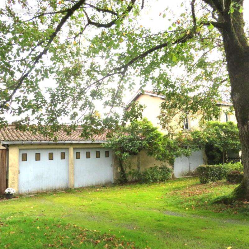 Maison à FOUSSAIS-PAYRE