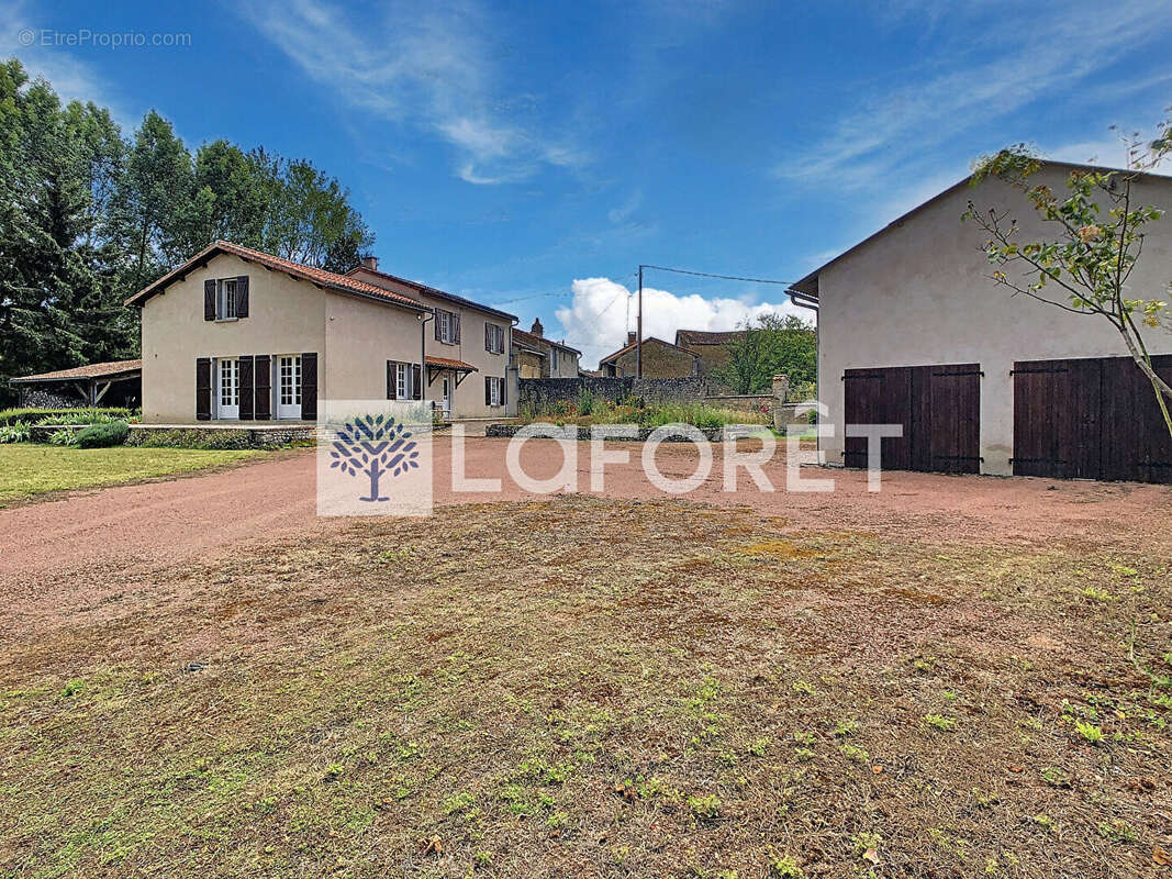 Maison à Moncontour - photo 3