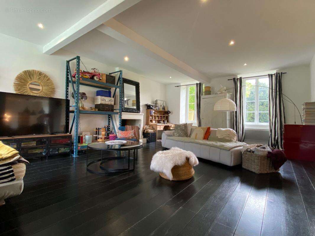 Maison à SAINTE-SOULLE