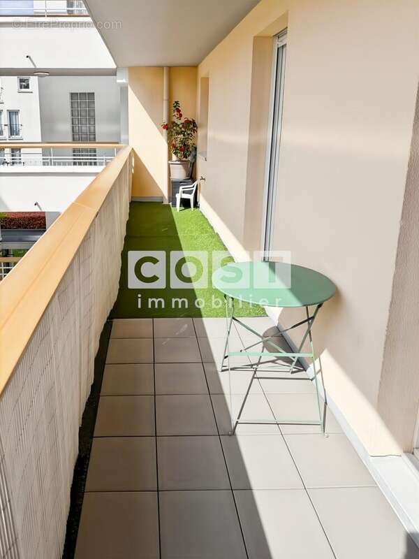 Appartement à COLOMBES