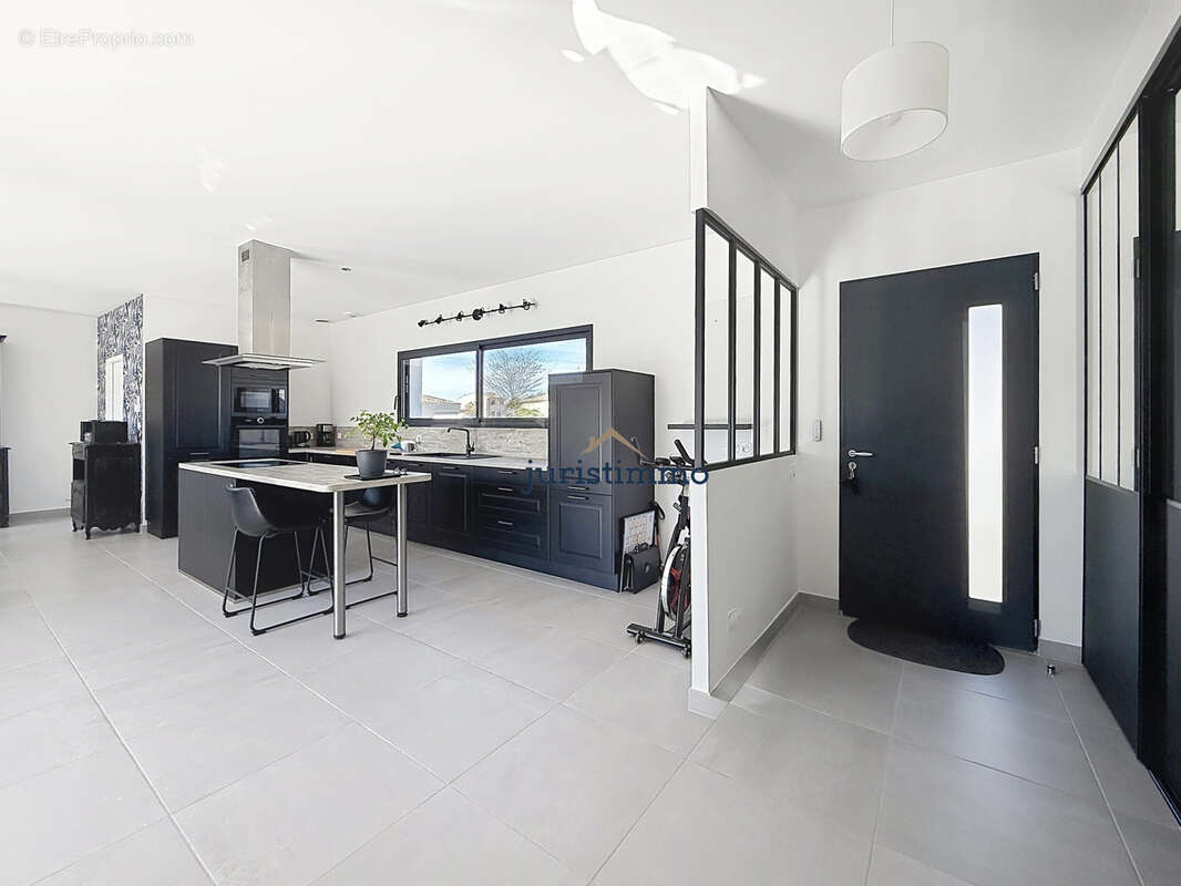 Maison à VAISON-LA-ROMAINE