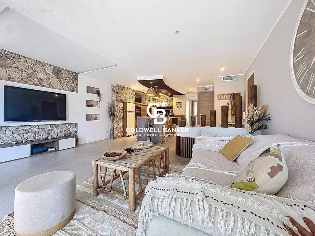 Appartement à SAINT-RAPHAEL