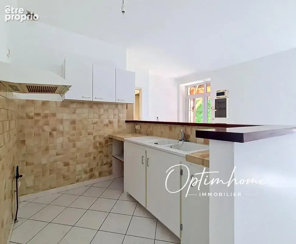 Ensemble immobilier en pierres avec dépendances - photo 4