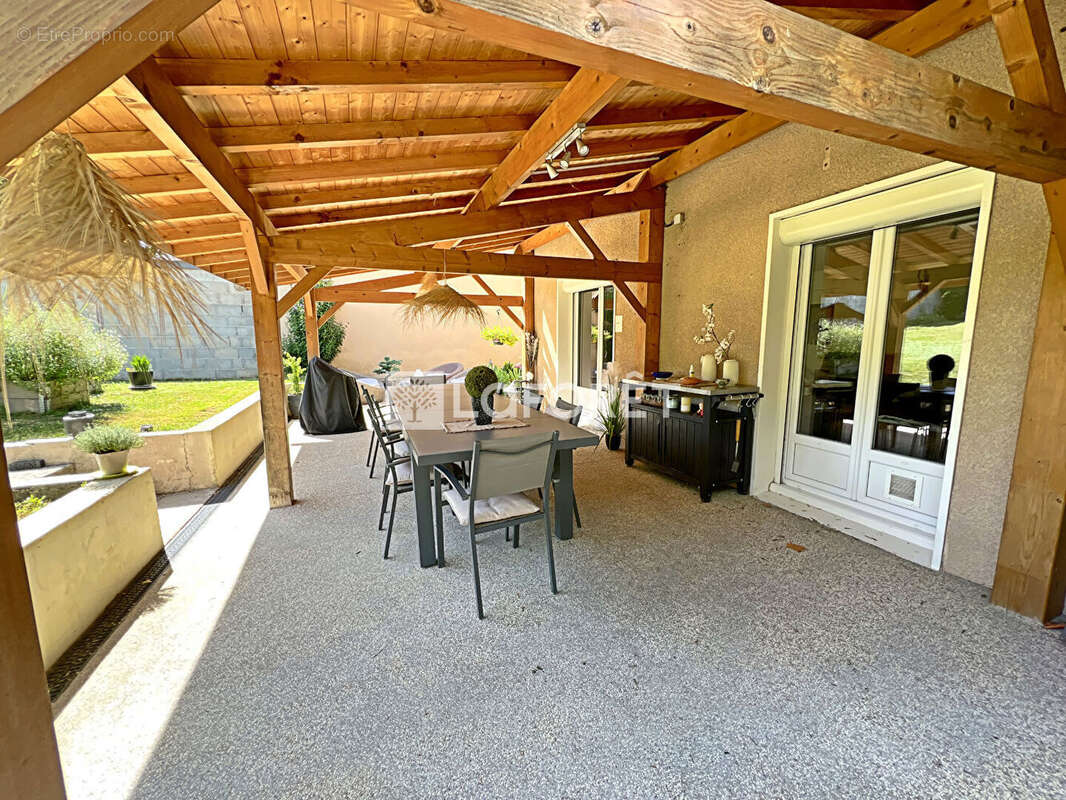 Maison à JONAGE