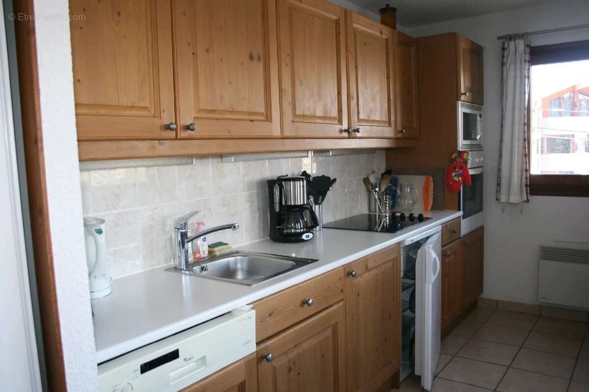 Appartement à MORILLON