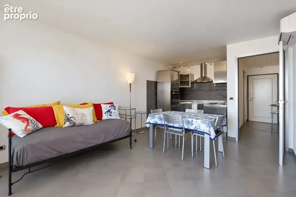 Exceptionnel deux pièces en rez-de-jardin avec parking, vue mer - photo 19