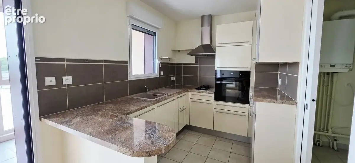 Appartement 3 pièces 71 m² à vendre à Lannion (22300) - photo 3