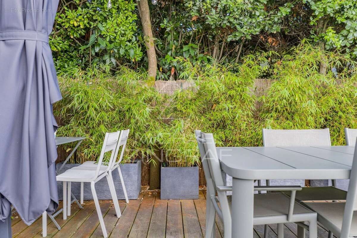 Maison à LE BOUSCAT