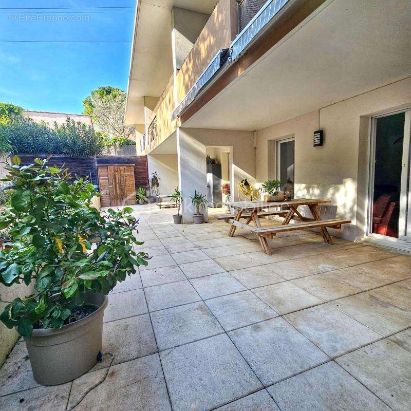 Appartement à MARSEILLE-11E