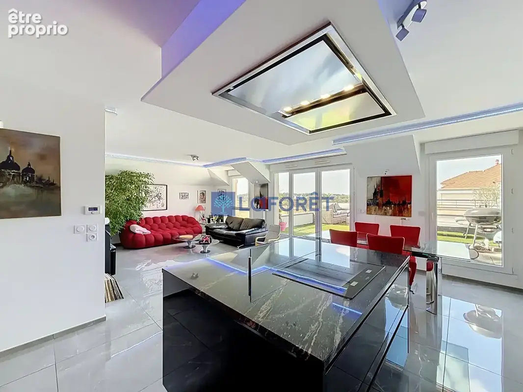Photo Appartement à Saint-Pierre-Du-Perray au prix de 349 900€