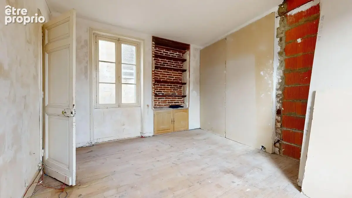 26RuedeParis09182025100134