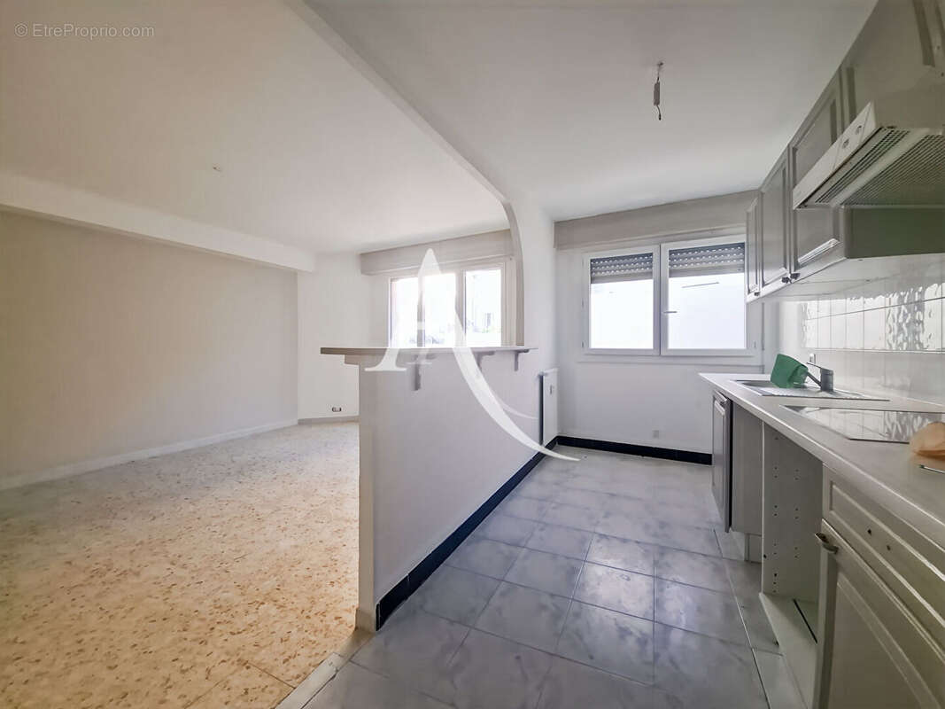 Appartement à LE CANNET