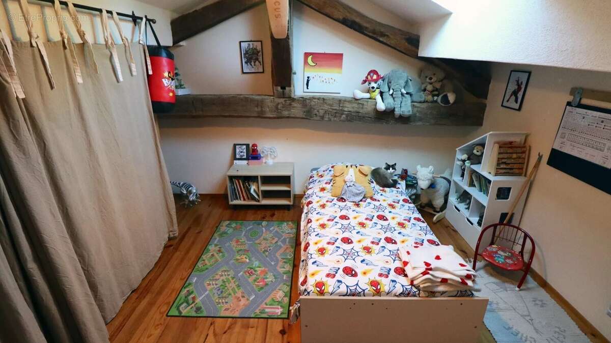 Maison à VILLETOUREIX