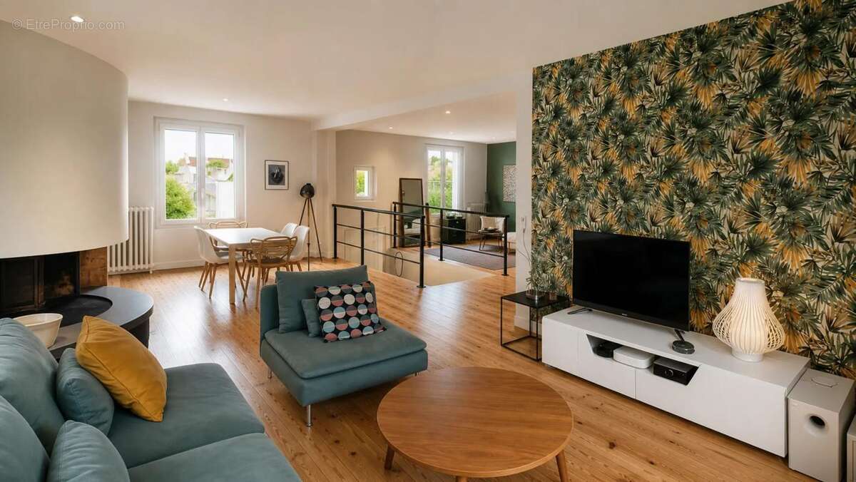 Maison de 7 pièces de 160 m² à Albi - photo 2