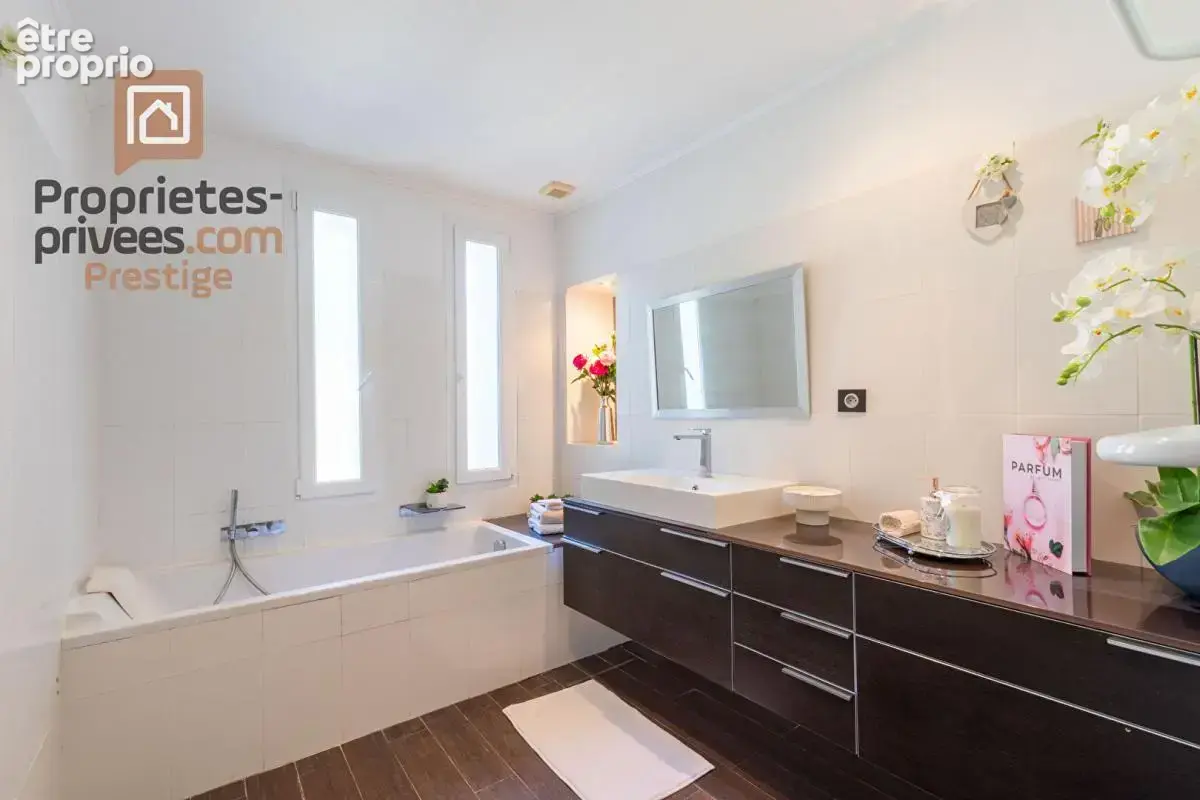 Bastide en pierres à proximité de GORDES - avec gîte indépendant - Piscine - photo 13