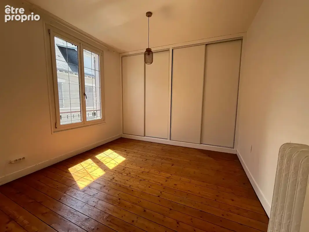 Maison Le Mans - 5 chambres - Garage - photo 10