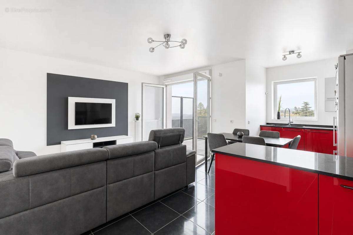 Bel appartement T3 lumineux avec balcons - photo 2