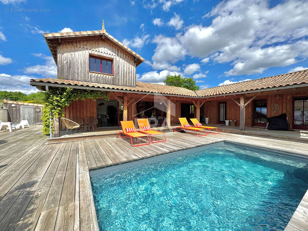 Maison à GUJAN-MESTRAS