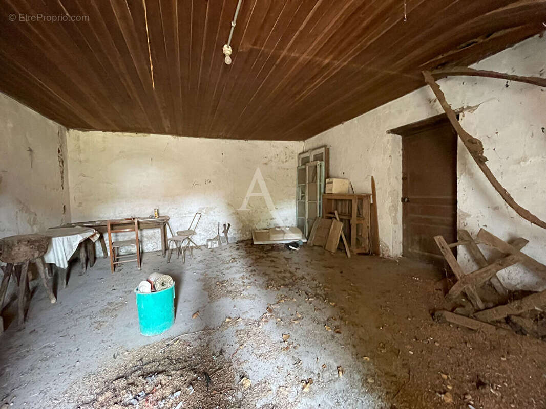 Ancienne Ferme -  Les Magnils-Reigniers - photo 15