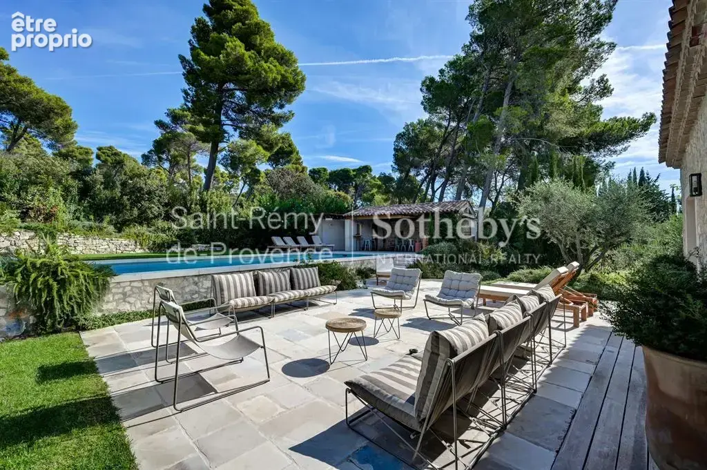 Maussane les alpilles - propriete de caractere renovee vue dominante et centre a pieds - photo 5
