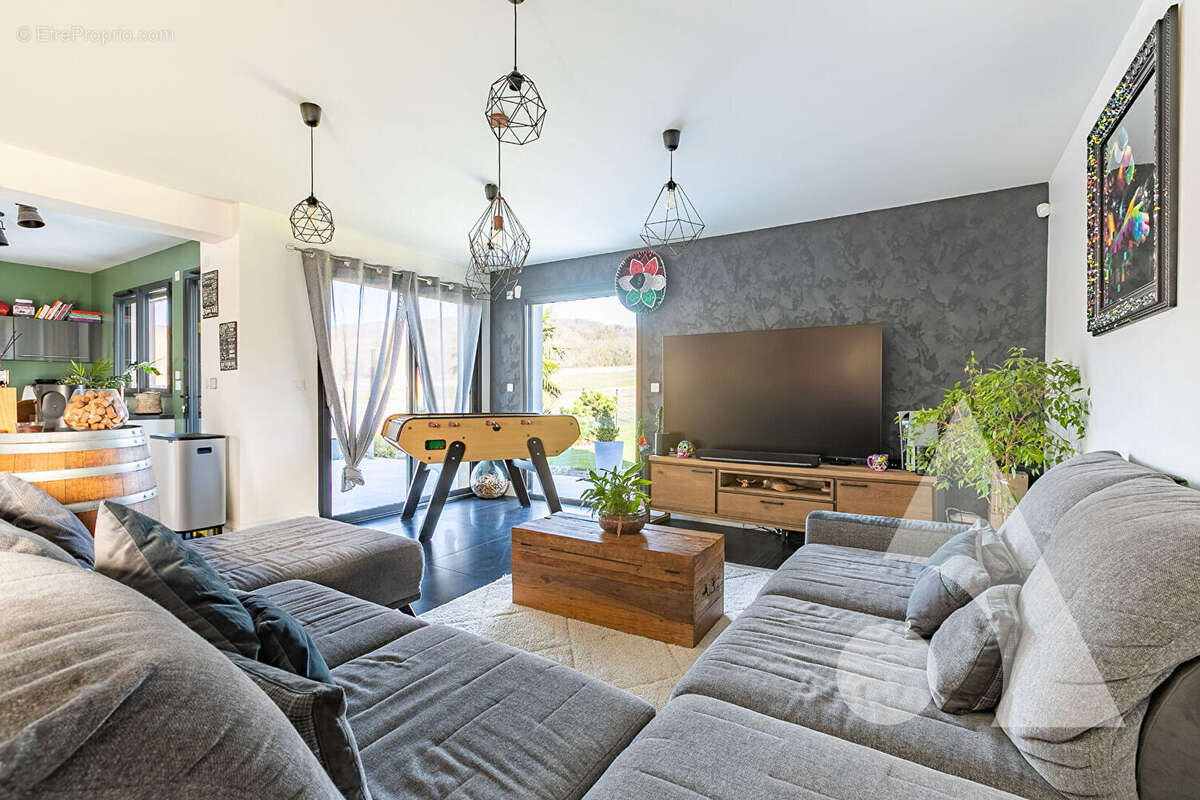 Maison à SAINT-MARTIN-LONGUEAU